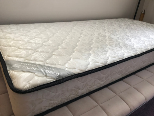 モダンデコのマットレス美品