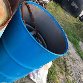 ドラム缶を加工、販売等しますのでお気軽にお声掛け下さい