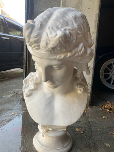 アリエス　胸像