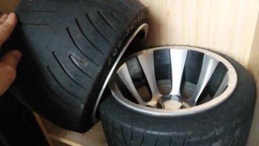 ジャイロキャノピー用　ワイドタイヤアルミ引引き取り限定