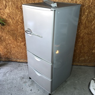 サンヨー ３ドア冷蔵庫　２５５L