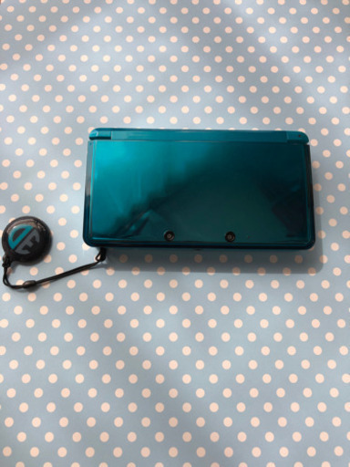 3DS本体中古　ソフト2本付き箱あり