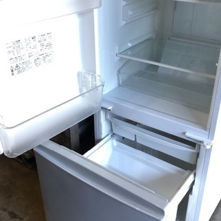 SHARP 2ドア冷凍冷蔵庫の画像