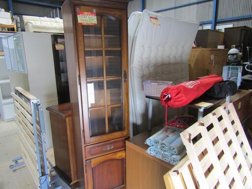 カリモク家具　キャビネット①