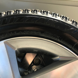 ホンダ純正タイヤ　ブリザックVRX 155/65r14 750の画像