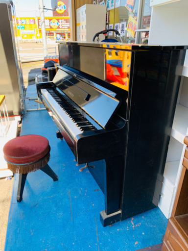 入荷しました　YAMAHA  アップライトピアノ