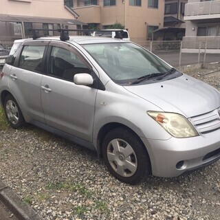 トヨタ イスト(ist) 1.5 F 4WD