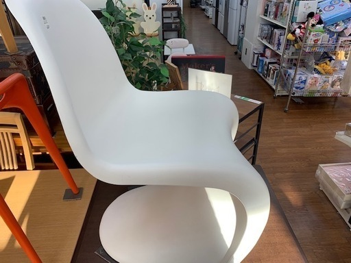 【Vitra】パントンチェアあります！！