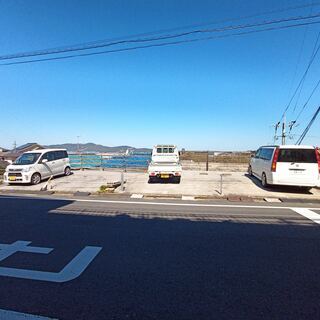 激安2階建一軒家3DK！敷礼ゼロ！戸建 駐車場3台OK リフォーム・改造自由！ 保証人不要・室内ﾍﾟｯﾄ可 - 不動産