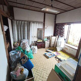 激安2階建一軒家3DK！敷礼ゼロ！戸建 駐車場3台OK リフォーム・改造自由！ 保証人不要・室内ﾍﾟｯﾄ可 − 福岡県