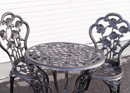 アルミ鋳物　ガーデンテーブル＆チェア×2　3点セット