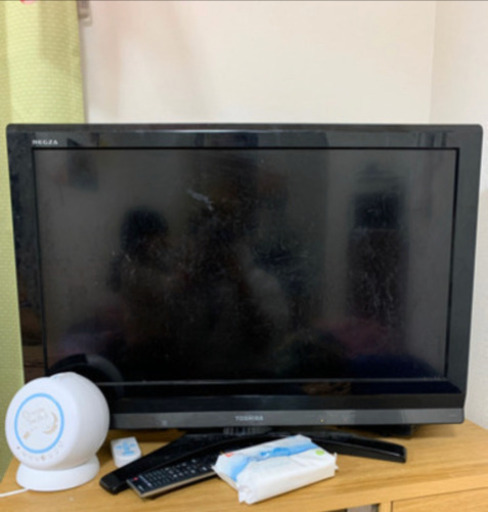東芝　REGZA 32型