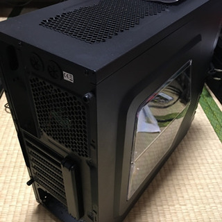 PCケース Thermaltake Versa H23の画像