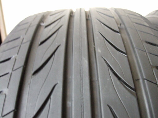 235/35ZR20 バリ山２本　2018年製6週
