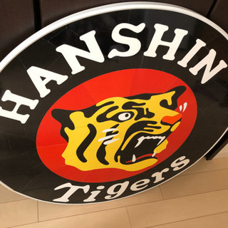 タイル職人手作り　阪神タイガースのタイル　机にもできるの画像