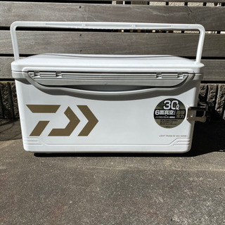 ダイワ クーラーボックス6面真空