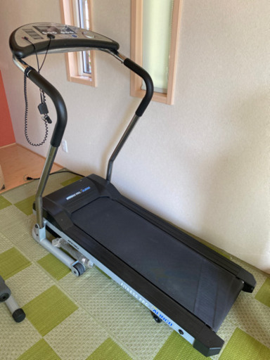 ウォーキングマシーン
