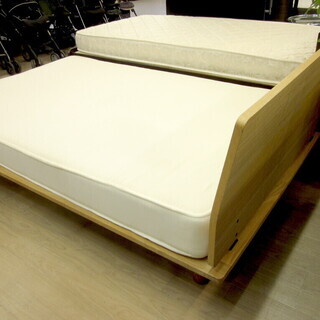 無印良品(むじるしりょうひん)のセミダブルベッド
