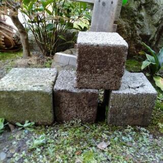 庭石　四角　【ご成約済み】