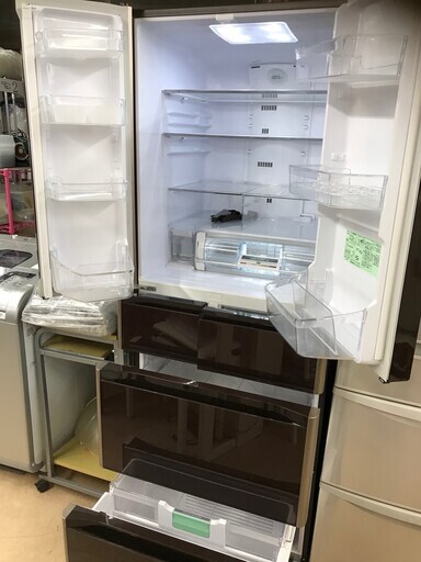 美品！！　日立　５２０リッター　６ドア大型冷蔵庫　フルスペックモデル！！　９９，８００円