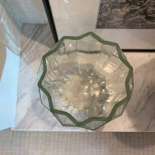 ガラス　花瓶　の画像