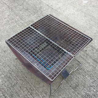 譲渡決定済 バーベキュー コンロ 焼き台 焚火台 折りたたみ コンパクト 中古 引取希望の画像