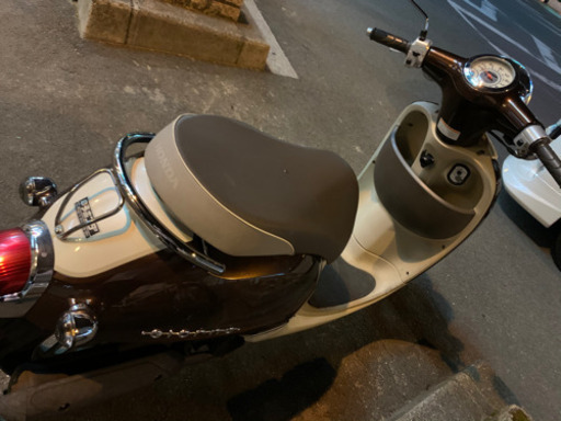 原付 ジョルノ 茶色 メット付き