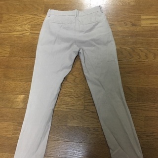 H&M レデースパンツの画像
