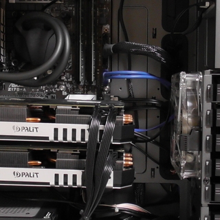 ゲーミングPC GTX980TI ✖2 (SLI) 【GALLERIA ZI-SLI】& Razer Blackwidow Chroma & Razer Naga Chromaの画像