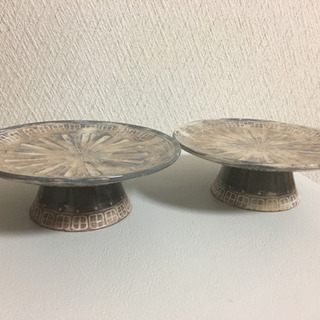 和食器 足付きのお皿