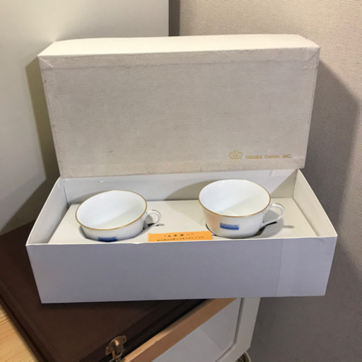 値下げ❣️大倉陶園 ‼️白磁 金彩 カップ＆ソーサー　ペア‼️未使用‼️箱入❗️