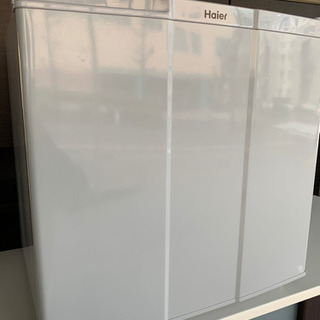 ハイアール　1度ドア冷蔵庫　JR-N40C