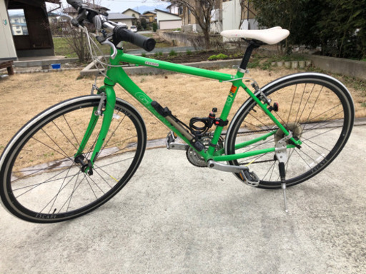 クロスバイク　giant　escape r3 