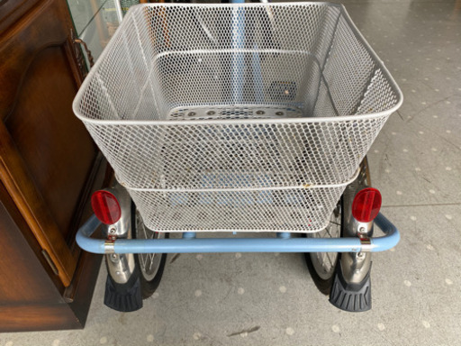 電動アシスト三輪車