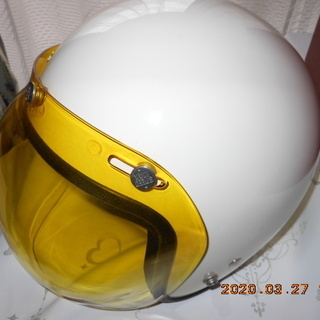 美品　中古バイク用ヘルメット　レディース（ご購入有難うございます。