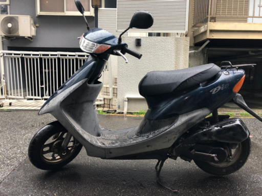 AF34 DIO HONDA バッテリー新品　シート新品