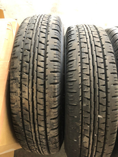 普通タイヤ   軽トラ