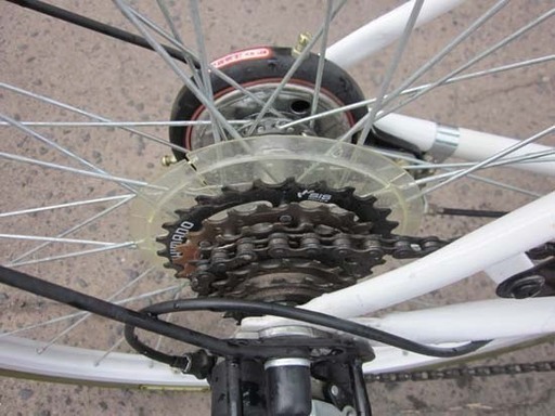 南12条店 27インチ 自転車 スポーツサイクル 変速6段 かご付 ホワイト