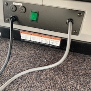 ベルモント社製　油圧式昇降ベッド　診察台の画像