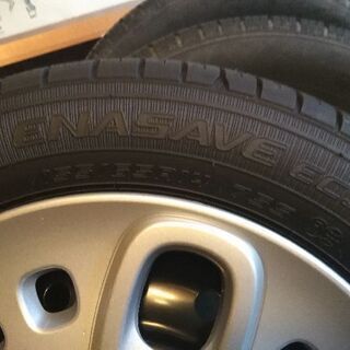 ほぼ新品の軽乗用車のタイヤです。の画像