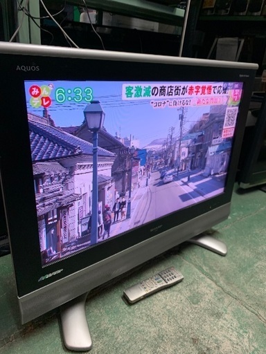 激安品につき値段交渉できません　SHARP 32インチテレビ　2006年　中古