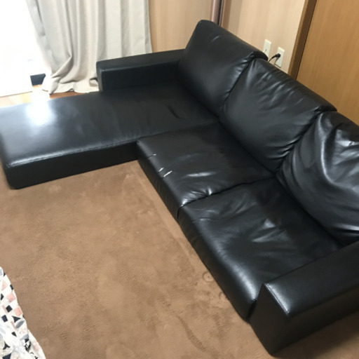 ローソファー　黒