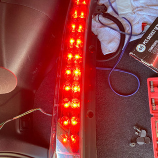 セレナc25 LEDテールランプ 左右(左ジャンク)