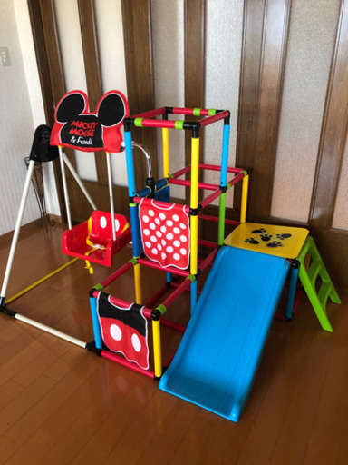 ミッキーマウス　遊具