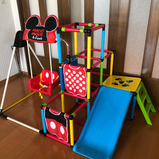 ミッキーマウス　遊具の画像