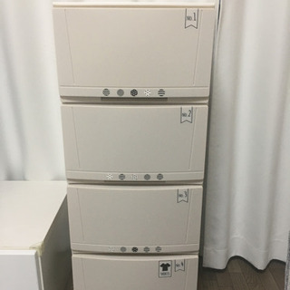 値下げ❣️衣装ケース キャスター付き ライトベージュの画像