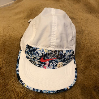 NIKE CAP 早い者勝ち