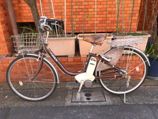 ヤマハ（YAMAHA）　電動アシスト自転車　パス（PASS）前後ブレーキ新品に交換済、簡単開閉式の後ろカゴ＋スマホホルダー付をお譲り致