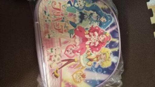 プリキュアのカバンです