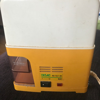 コンビ電子吸入器